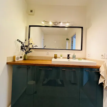 Casa - 3 - Parking - Balcon Apartment